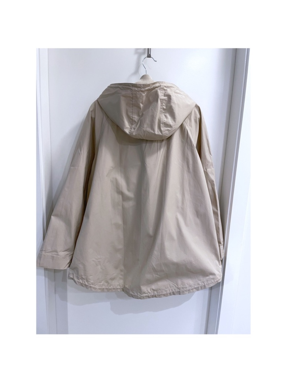 COS layered cotton parka with hood in oatmeal color with two pockets - Picture 9 of 10